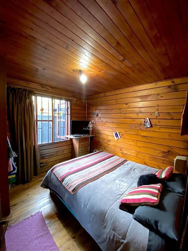 Imagen 21 de 28 de Dos Casas En Gran Sitio De 674m2 Venta De 7 Dorm. En Pucón