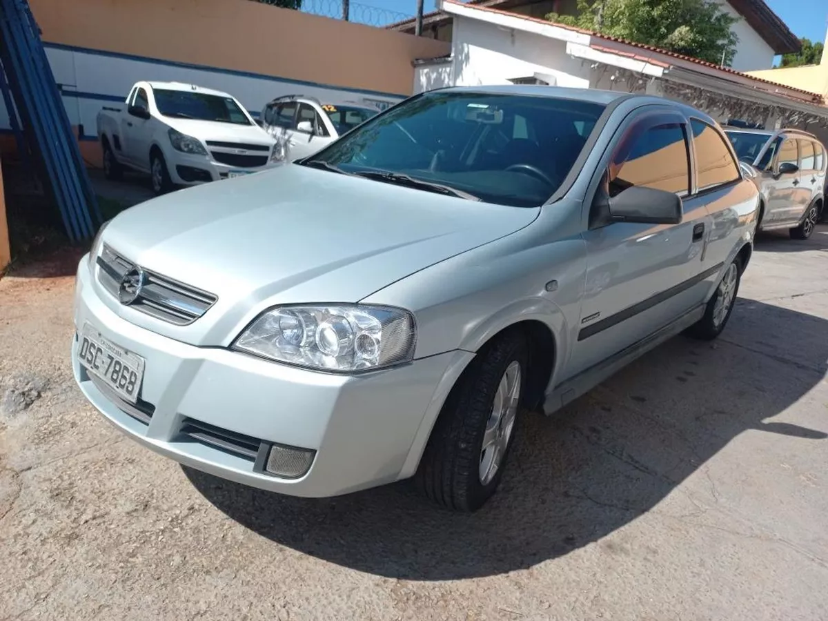 Chevrolet Astra 2.0 Mpfi Advantage 8V Flex 2P Manual