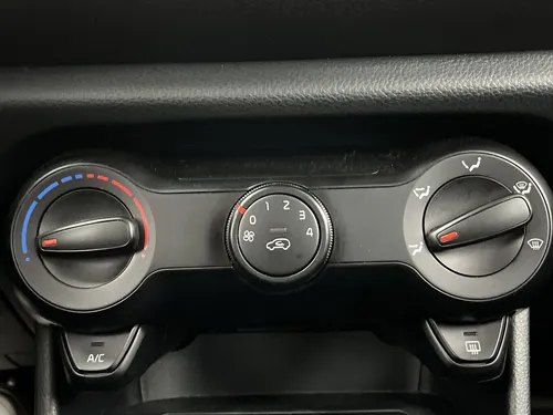 Kia Picanto EMOTION 1.0 5P