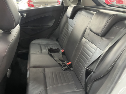 Ford Fiesta 1.6 TITANIUM HATCH 16V FLEX 4P AUTOMÁTICO