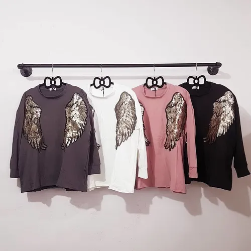 Sudadera alas online lentejuelas