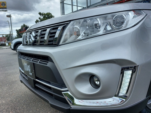 Imagen 3 de 25 de Suzuki Vitara 4x2 Automática