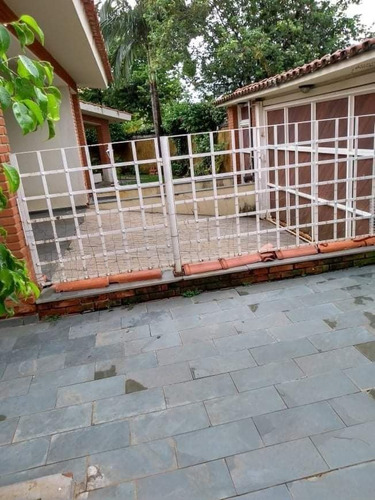 Casa À Venda Na Rua Doutor Lafayette Galvão De Toledo, Jardim Faculdade, Itu - Sp - Liv-10846