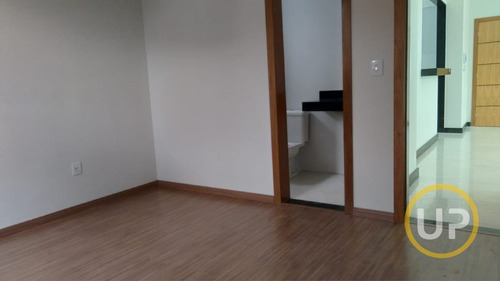 Imagem 8 de 9 de Ótima Área Privativa Com 2 Quartos, Suíte, Elevador, 2 Vagas. - 9117