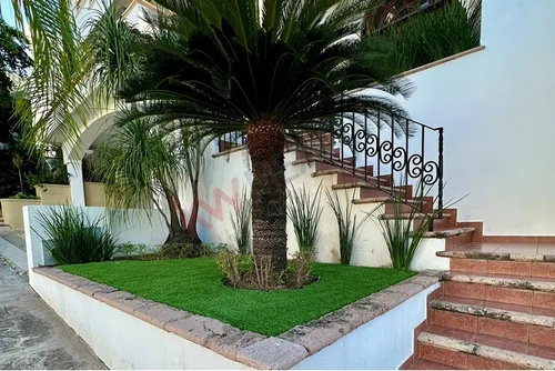 Elegancia Y Comodidad En Lomas Del Bosque