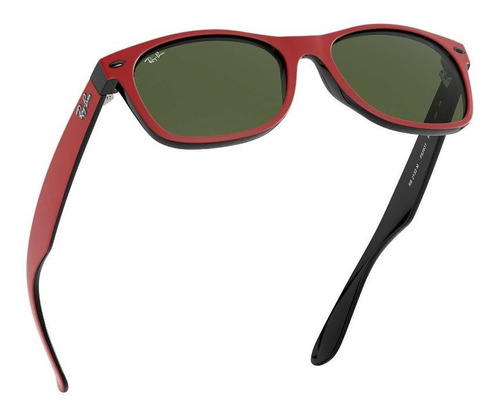 Anteojos de sol Ray-Ban New Wayfarer Scuderia Ferrari Collection Standard con marco de nailon color matte red, lente green clásica, varilla matte red de nailon - RB2132M