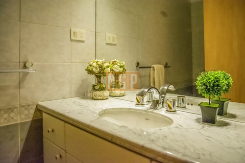 Departamento En Venta De 3 Dormitorios En Torre Nueva York.