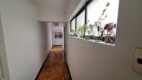 Amplio Departamento, Excelente Ubicación, Vende Dueño