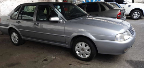 Imagem 5 de 9 de Volkswagen Santana 2000 2.0 4p