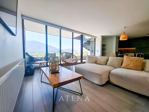 En Venta Departamento Tríplex En Vitacura