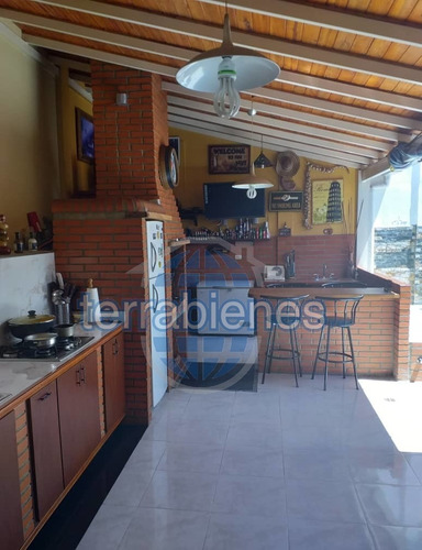 Imagen 12 de 14 de Hermosa Casa De Dos Niveles En Conjunto Privado