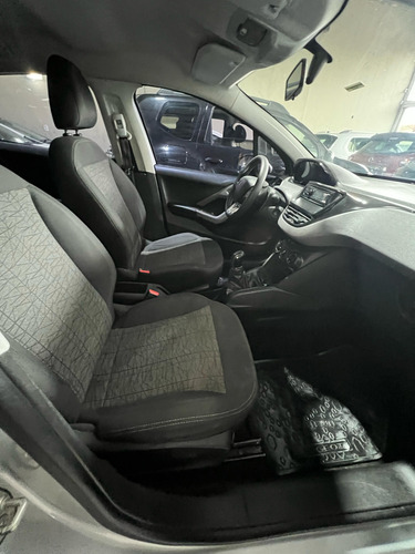 Peugeot 208 1.6 Active
