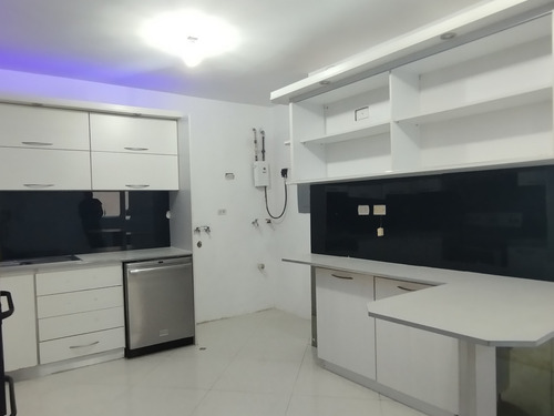 Imagen 6 de 17 de Se Ofrece En Venta Apartamento En Florida Country