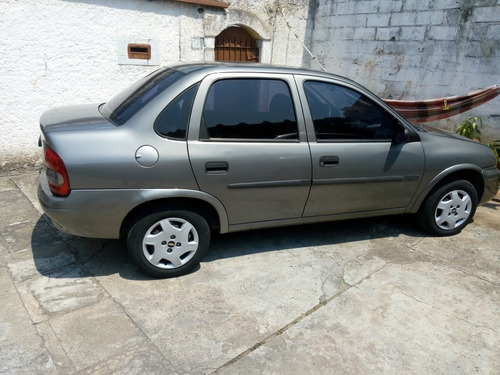 Chevrolet Classic 1.6 Automatico