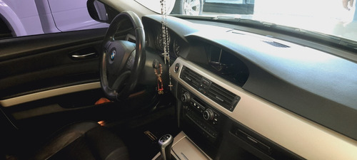 Imagen 7 de 12 de Bmw Serie 3 3.0 330i Sedan Executive