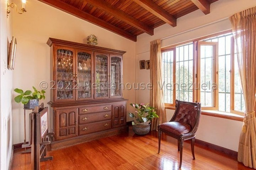 Imagen 16 de 30 de Casa Duplex Venta Alto Hatillo 21-6717 Eva Castillo 0414.306.72.20