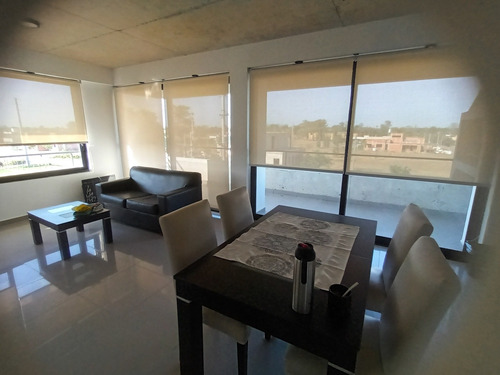 Imagen 7 de 16 de Departamento 2° Piso Alquiler Temporario