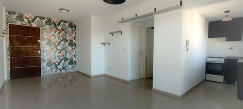 Departamento En Alquiler- Santos Lugares