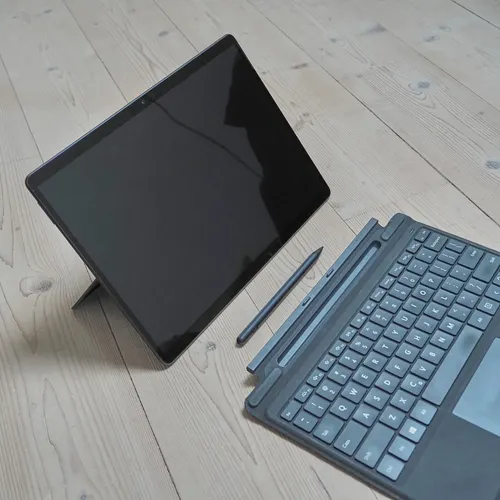 Surface Pro 8　Core-i7　メモリ16GB　SSD1TB Microsoft Surface Pro 8 Intel I7 Ssd 1tb 16gb Ram + Pencil