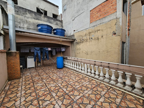 Casa De 3 Quartos E 4 Banheiros ,sendo Uma Suíte!!