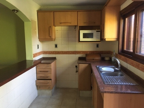 Imagen 6 de 16 de Dos Casas Independientes En Un Mismo Padrón