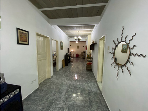 Casa En Venta Con Local Comercial Santa Rosa Maracay Estado Aragua