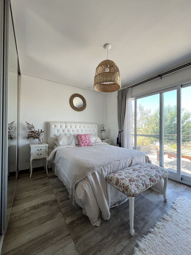 Casa En Venta Con Fondo A La Laguna Lagos De San Eliseo