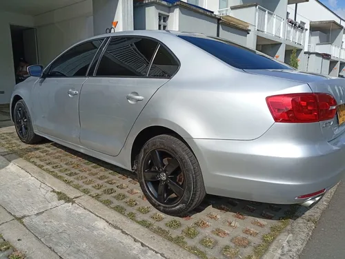 New Jetta Trendline 2.5