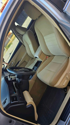 Toyota Camry 2.5 Le L4 At