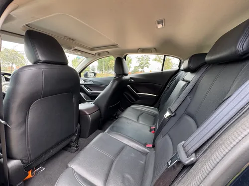 Mazda 3 Hatchback Grand Touring