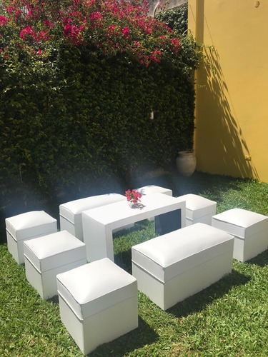 Alquiler De Living Para Eventos V&p Puff Sillones Y Mesas