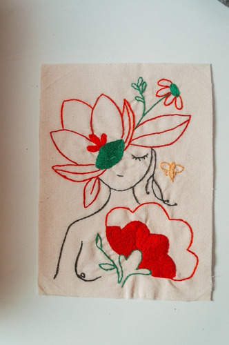 Imagem 5 de 6 de Panô Bordado A Mão | Estampa Quadro Flora