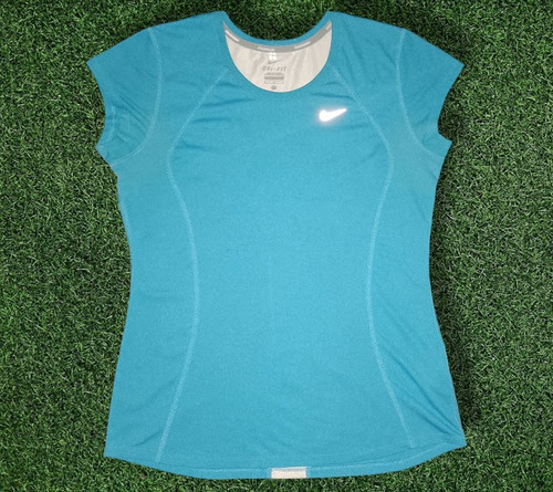 Remera Deportiva De Mujer Nike Dri-fit