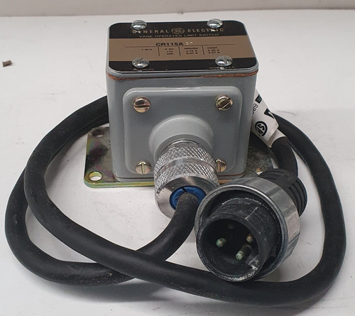 Imagen 4 de 6 de Interruptor Ge De Límite Cr115a27