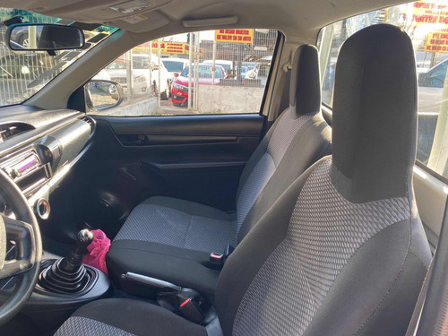 Toyota Hilux Pikc Up D/h A/a 2.7