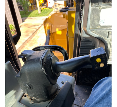 Tractor Bulldozer D6t 2010