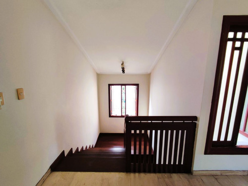 Casa En Venta En La Castellana De 3 Habitaciones