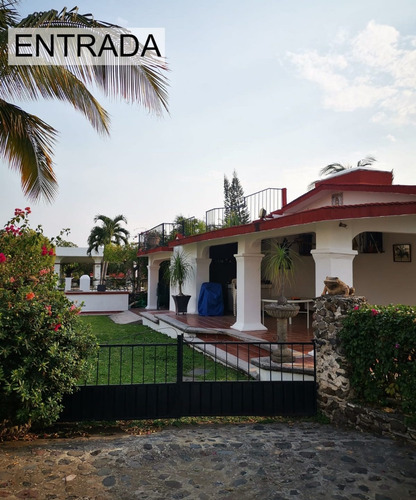 Casa En Venta Oaxtepec Morelos 3 Recamaras Amplio Jardin