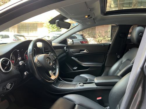 Mercedes-Benz Clase CLA 1.6 200 Cgi Sport At