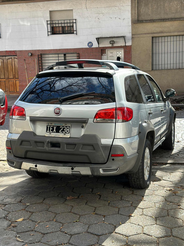 Fiat Palio 1.8 Adventure Locker