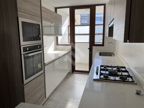 Departamento En Arriendo De 4 Dorm. En Lo Barnechea