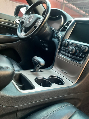 Jeep Grand Cherokee 3.6 Limited Lujo 4x2 Mt