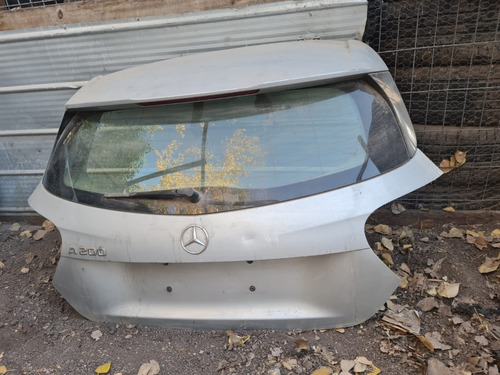 Portalón Mercedes A200