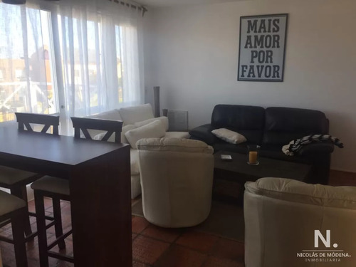 Excelente Departamento En Venta - Manantiales