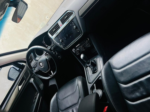 Volkswagen Tiguan Allspace 1.4 Comfortline 250 Tsi Flex 5p