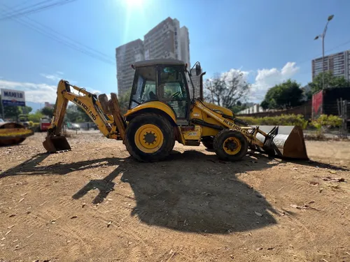 Retrocargadora New Holland B95b