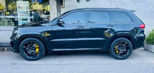 Imagen 8 de 12 de Jeep Grand Cherokee 2016 6.4 Srt Atx 465hp At