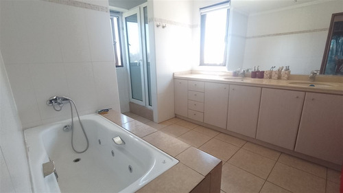 Vendo Parcela Con 5 Dorm. En Agarrobal Ii/chicureo