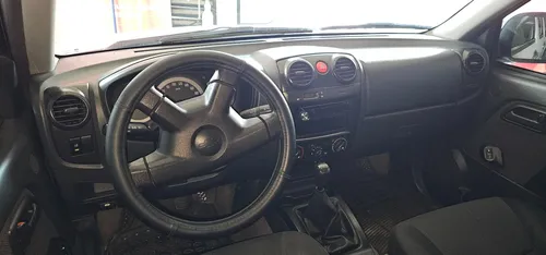 Chevrolet LUV 2.4 Dmax 2