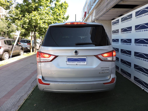 SsangYong Stavic AWD 2.0 AT